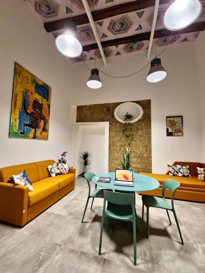 Hotel Borgo Dei Miracoli à Naples Extérieur photo