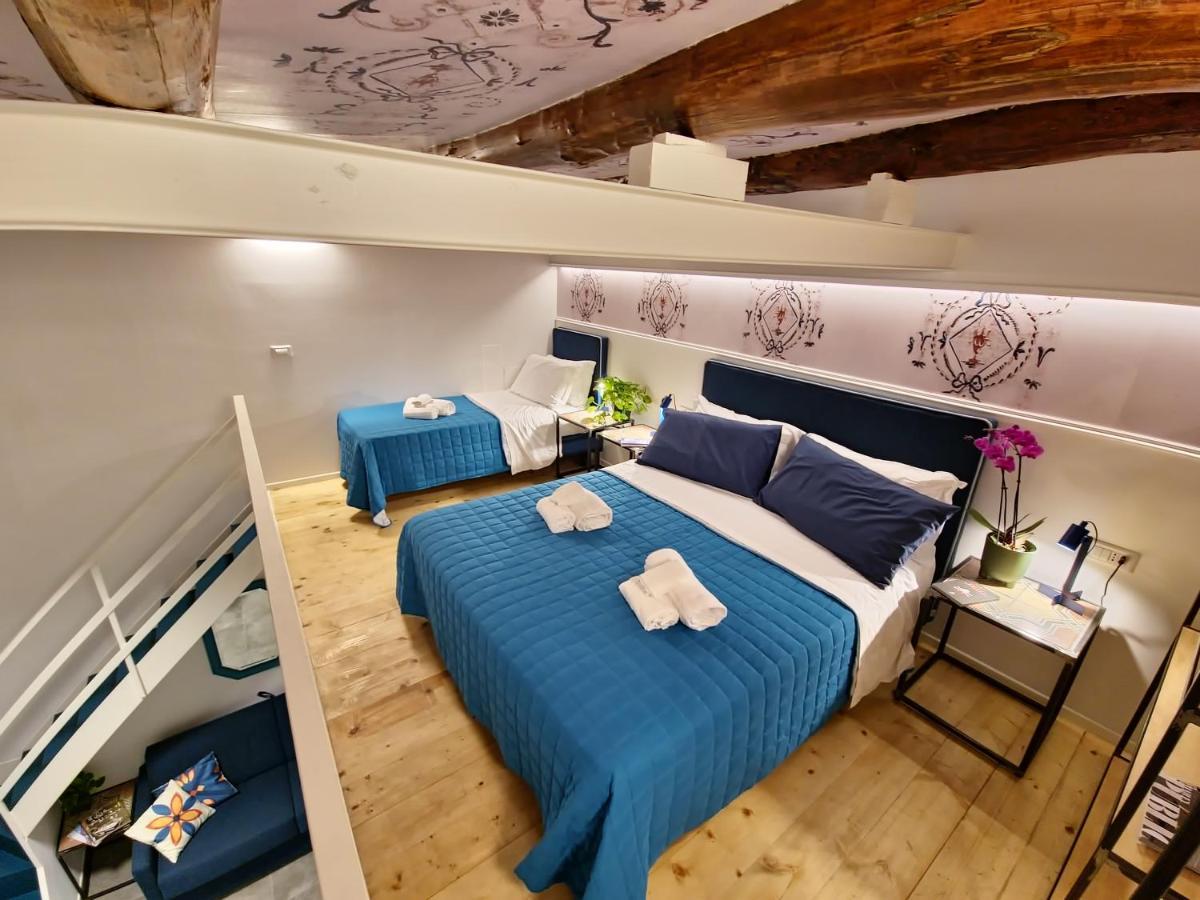 Hotel Borgo Dei Miracoli à Naples Extérieur photo