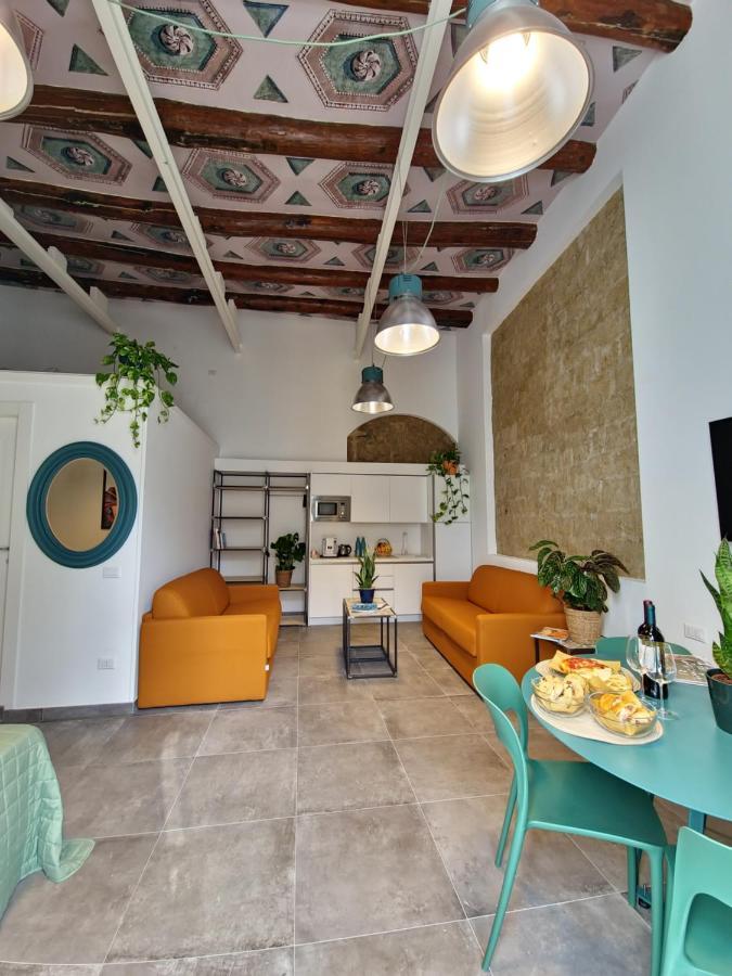 Hotel Borgo Dei Miracoli à Naples Extérieur photo